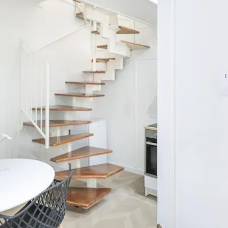 Apartment Easylife - - Duomo 17 P3 - Di Como